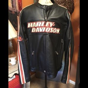 Men’s Harley Davidson leather jacket size large